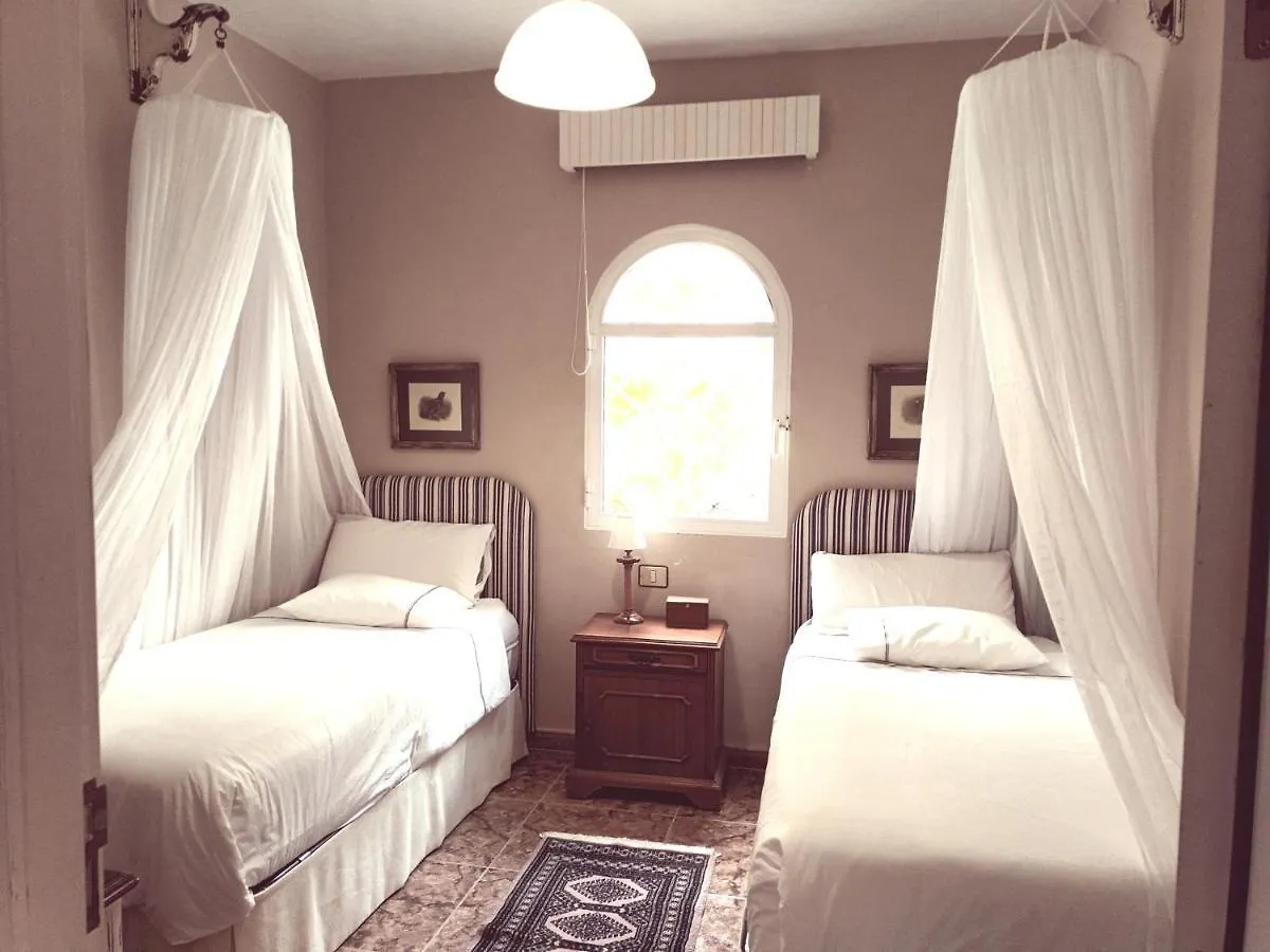 Country house Time To Experience Guest House Salobre