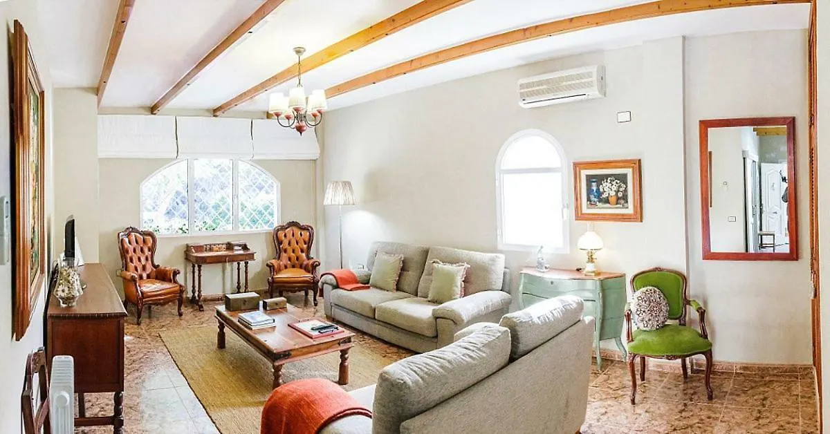 Country house Time To Experience Guest House Salobre